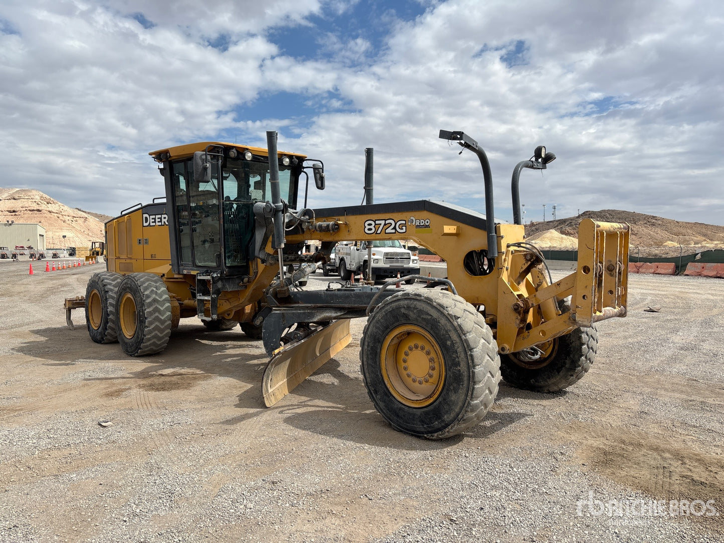 2013 John Deere 872G AWD Motor Grader