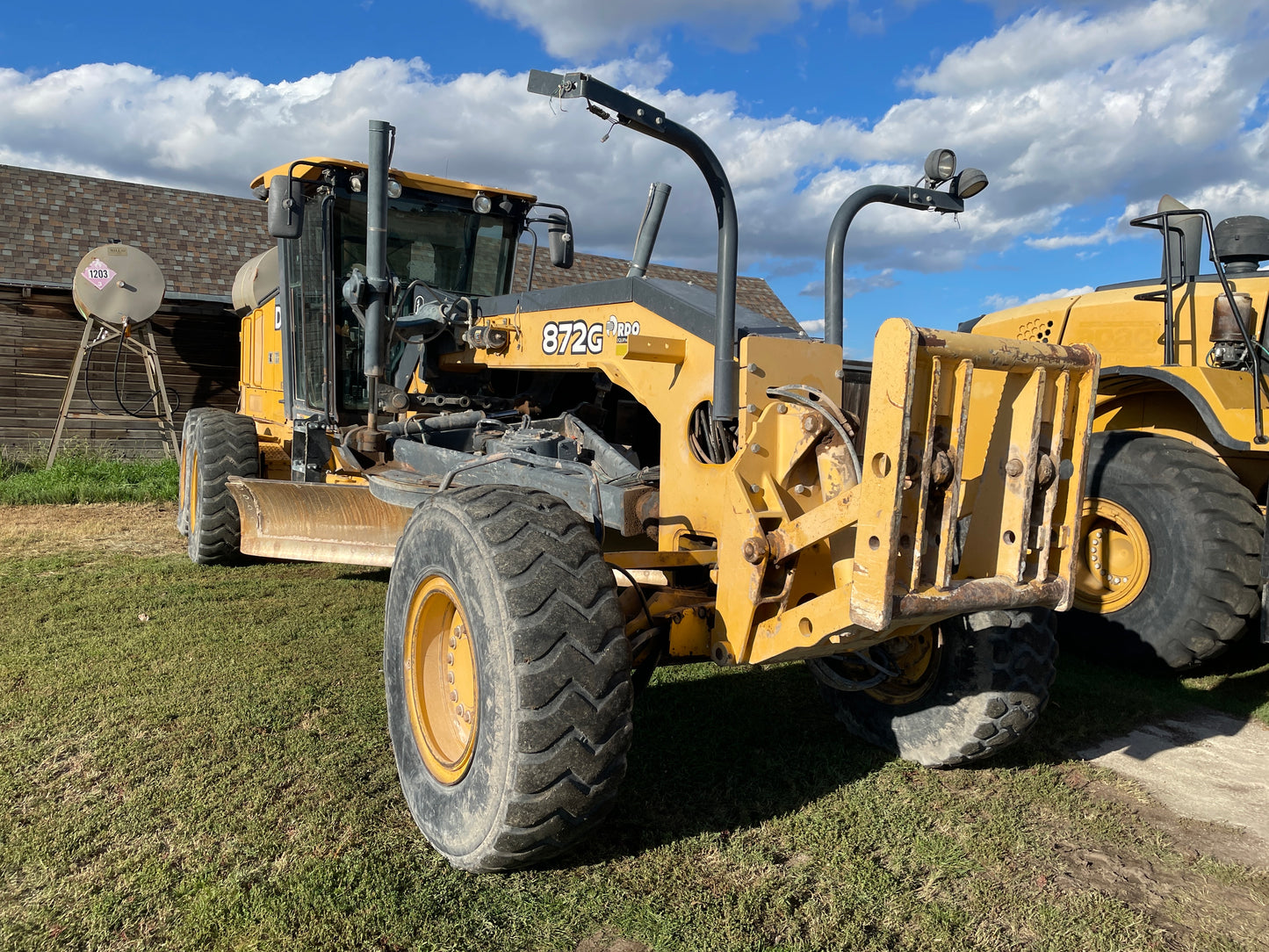 2013 John Deere 872G AWD Motor Grader