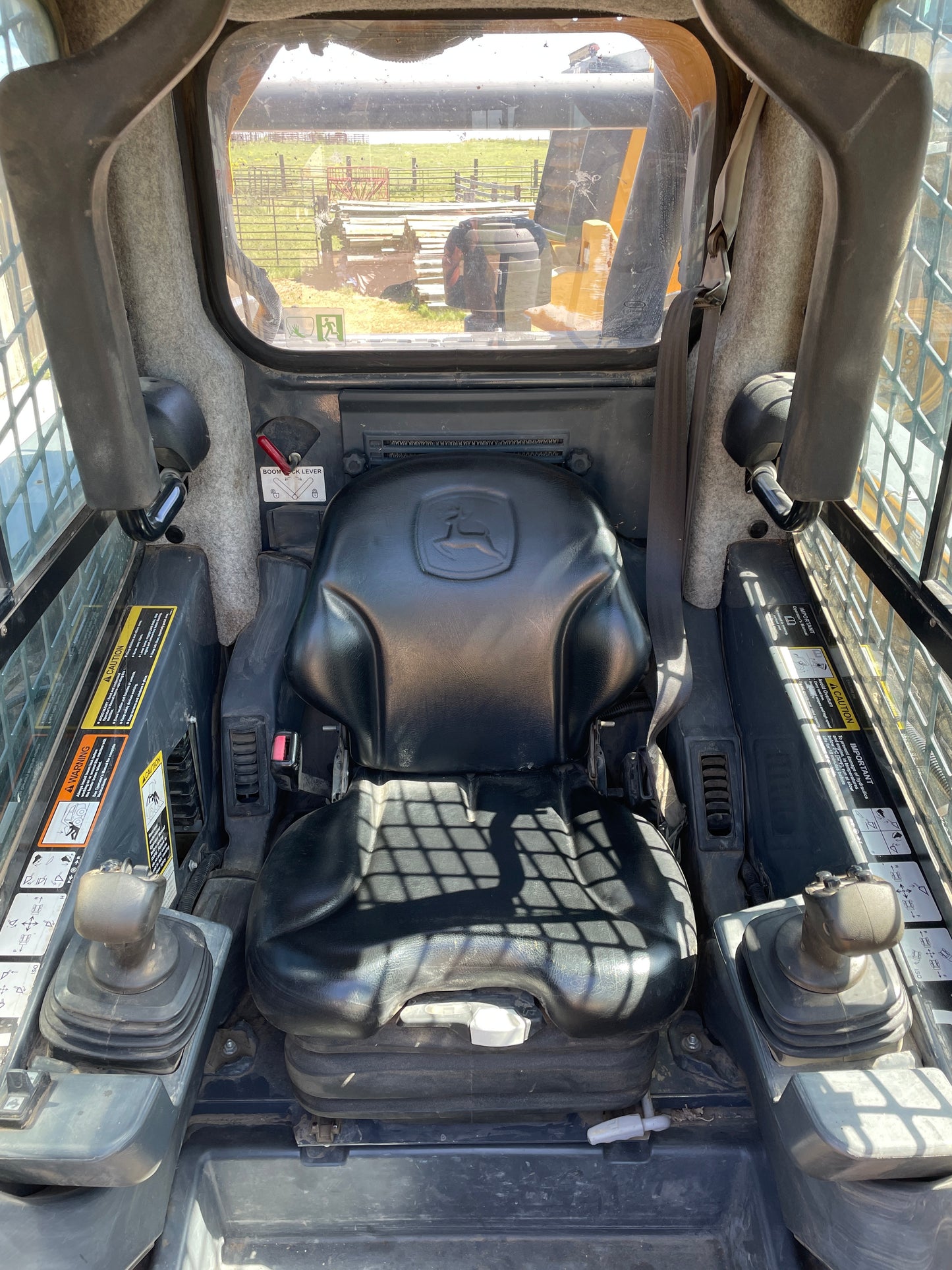 2014 John Deere 333E Compact Track Loader